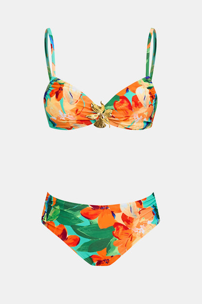 Bikini estampado floral con detalle dorado.