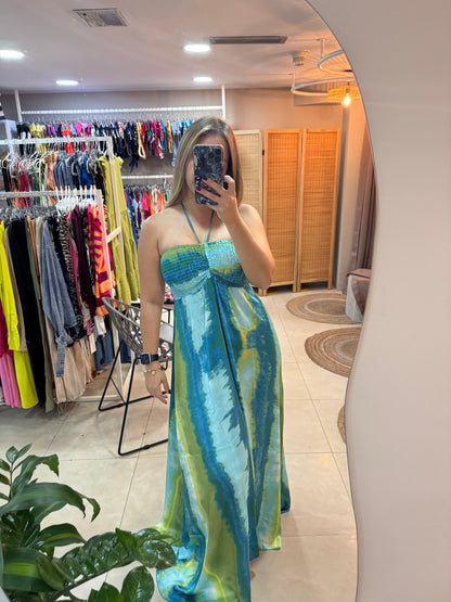 Vestido largo halter.