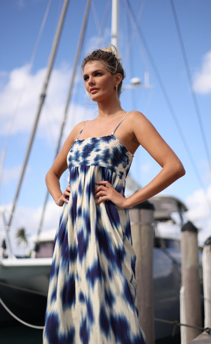 Vestido largo top fruncido.