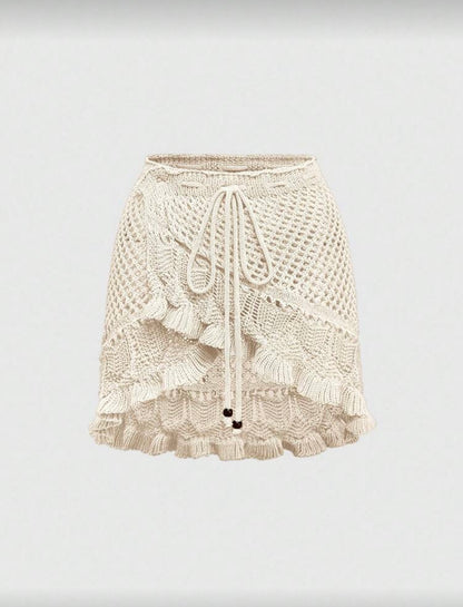 Falda corta tejida de dama.