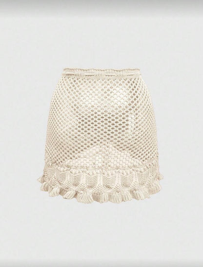 Falda corta tejida de dama.