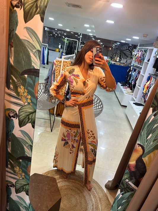 Vestido largo estampado.