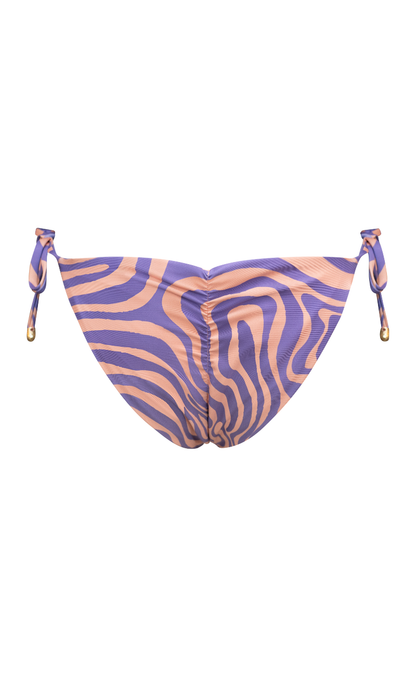 Bikini estampado reversible a unicolor, panty arruchada